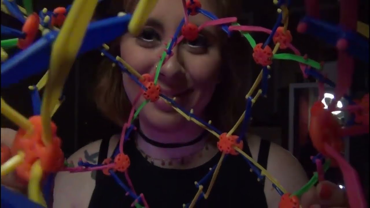 SUPER TINGLY VISUAL ASMR-Fidget Ball Up Close Triggers