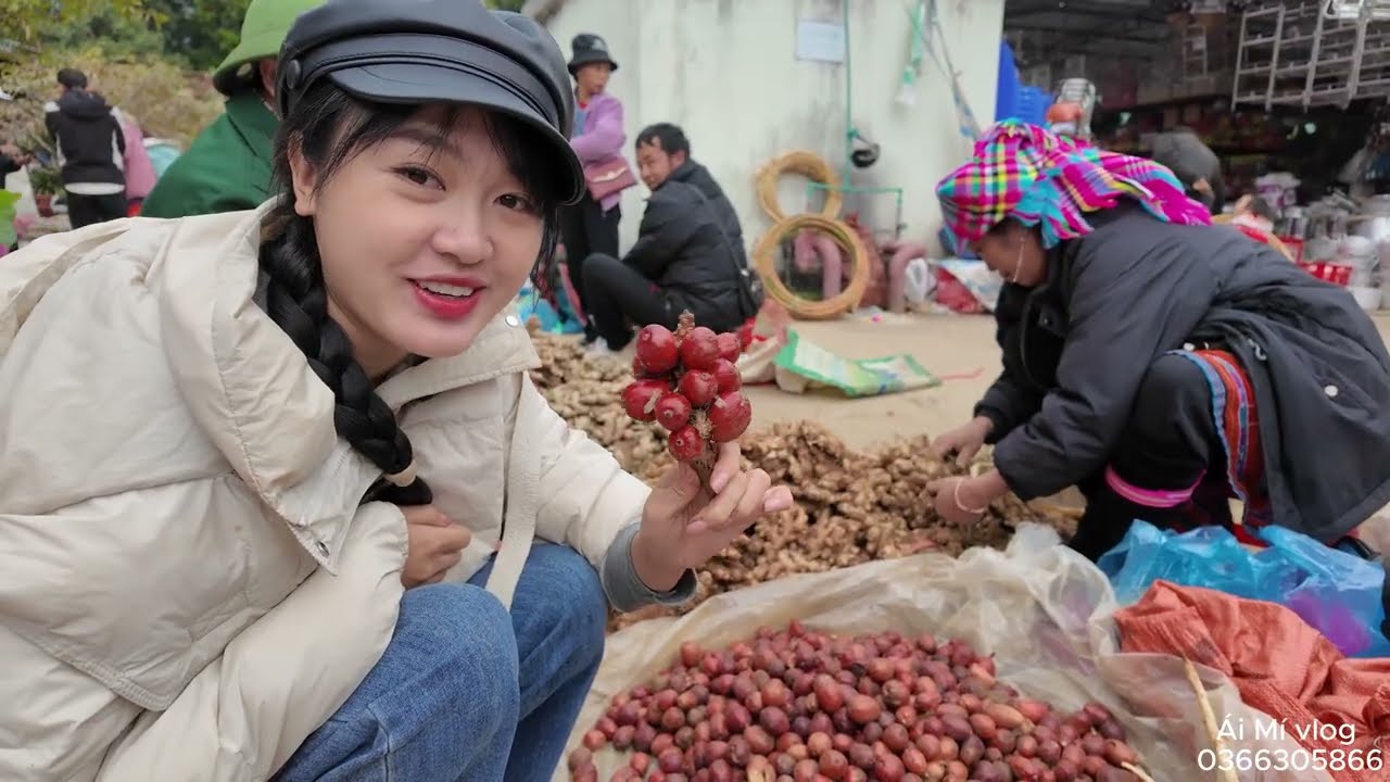 Đi Chợ Phiên Nhiều Dược Liệu Quý Nhất Nhì Tây Bắc Ái mí Về Phụ chị Pơ Vlog làm bánh dày 