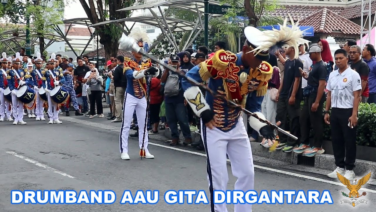 DRUMBAND GITA DIRGANTARA AAU TARUNA AKADEMI ANGKATAN UDARA