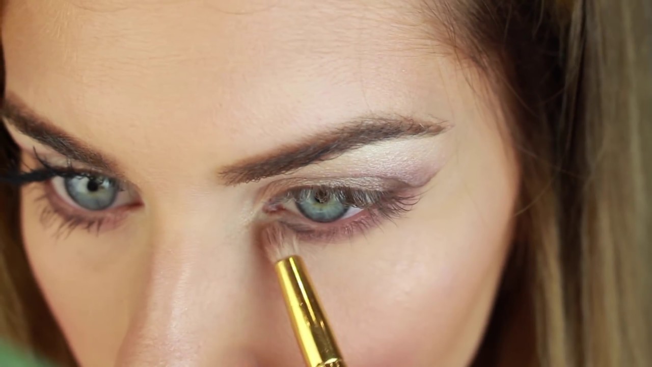 ROMANTIC EYE-MAKEUP TUTORIAL | BELLA