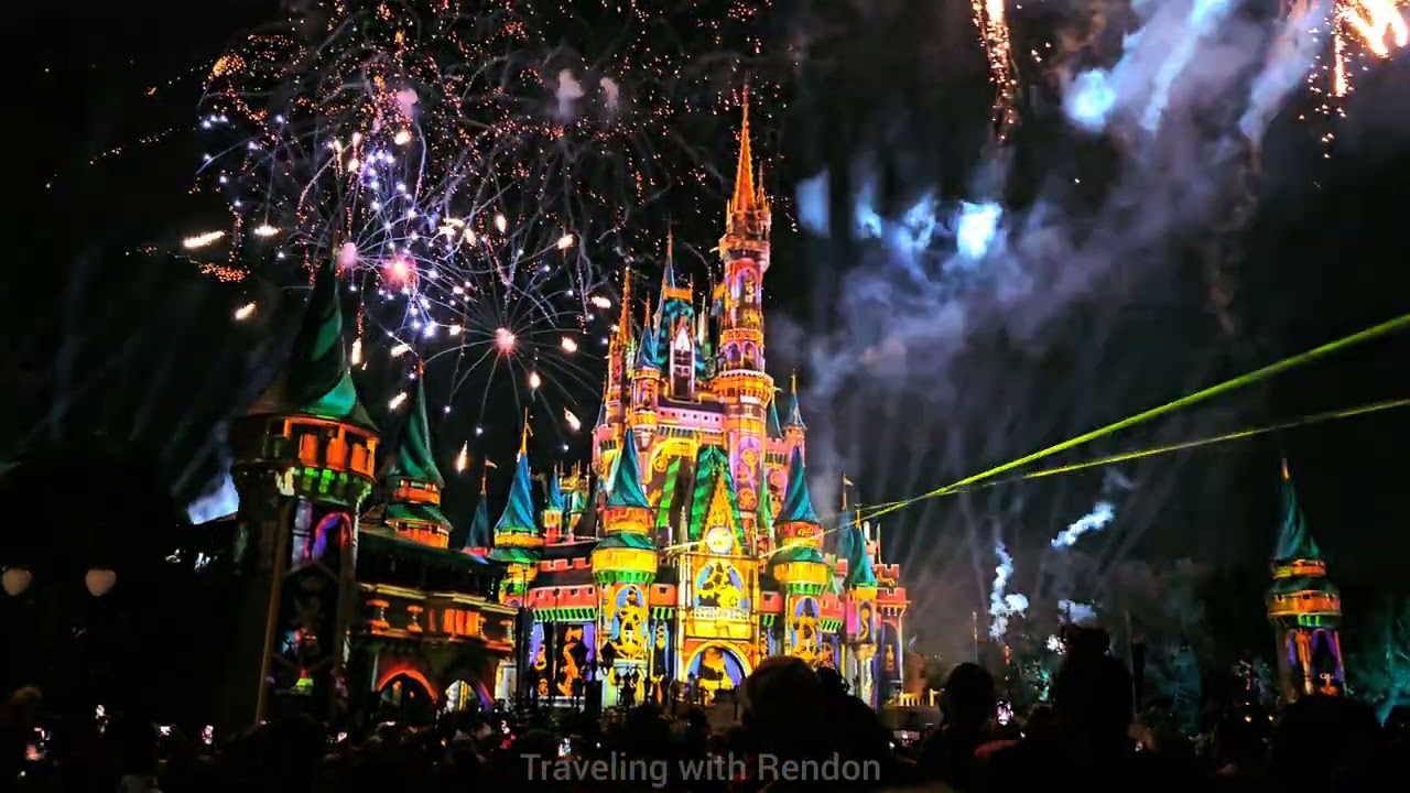 Walt Disney World's Magic Kingdom - Happily Ever After - January 1st 2025 - New Years 2025