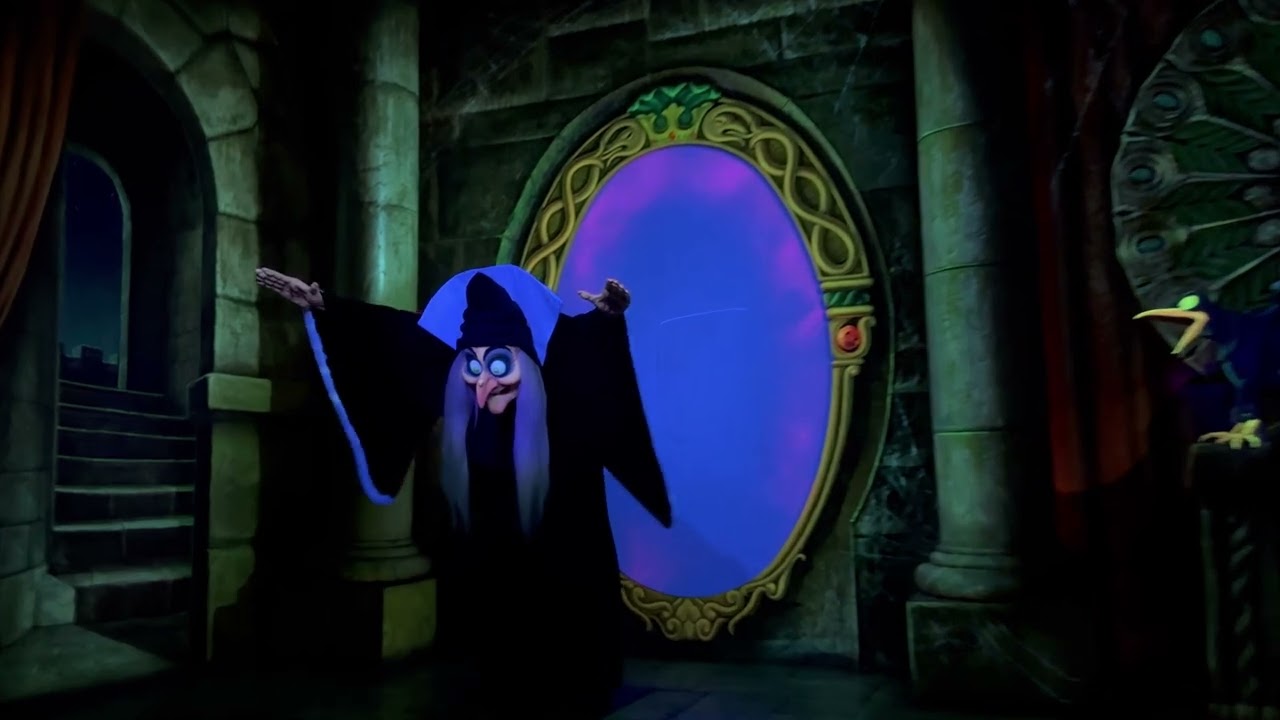 Disneyland - Snow White's Scary Adventures - 9/4/2024 - 4k