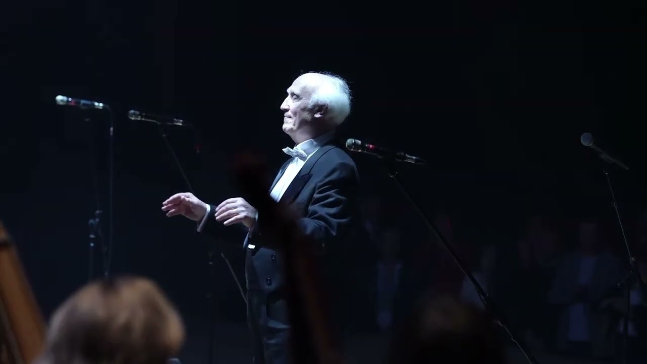 Ой у лузі червона калина