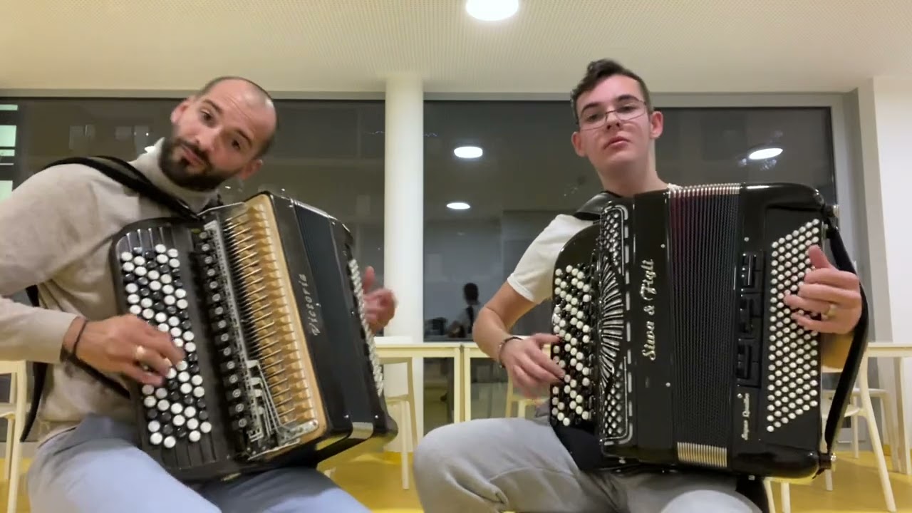 Nikola Zarić & Ivan Komarac - Milanovo Kolo