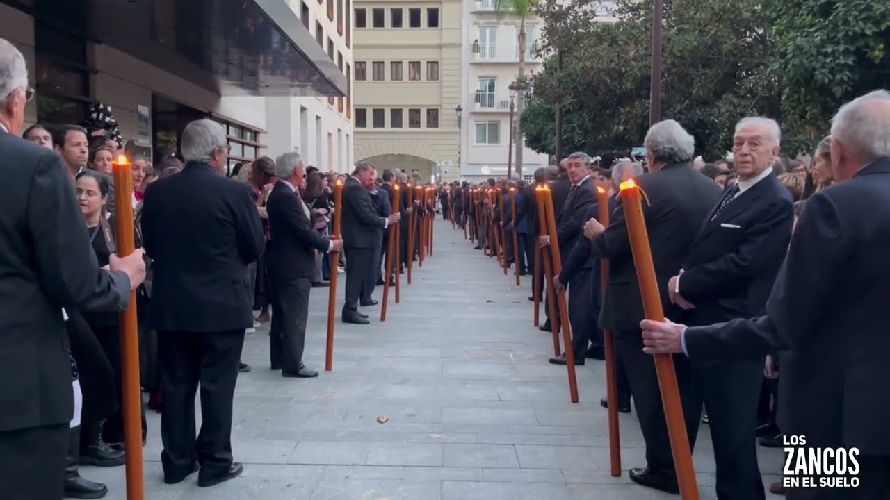 Extraordinaria Buena Muerte Estudiantes 17 noviembre 2024 Plaza Magdalena BM Maestro Tejera Sevilla