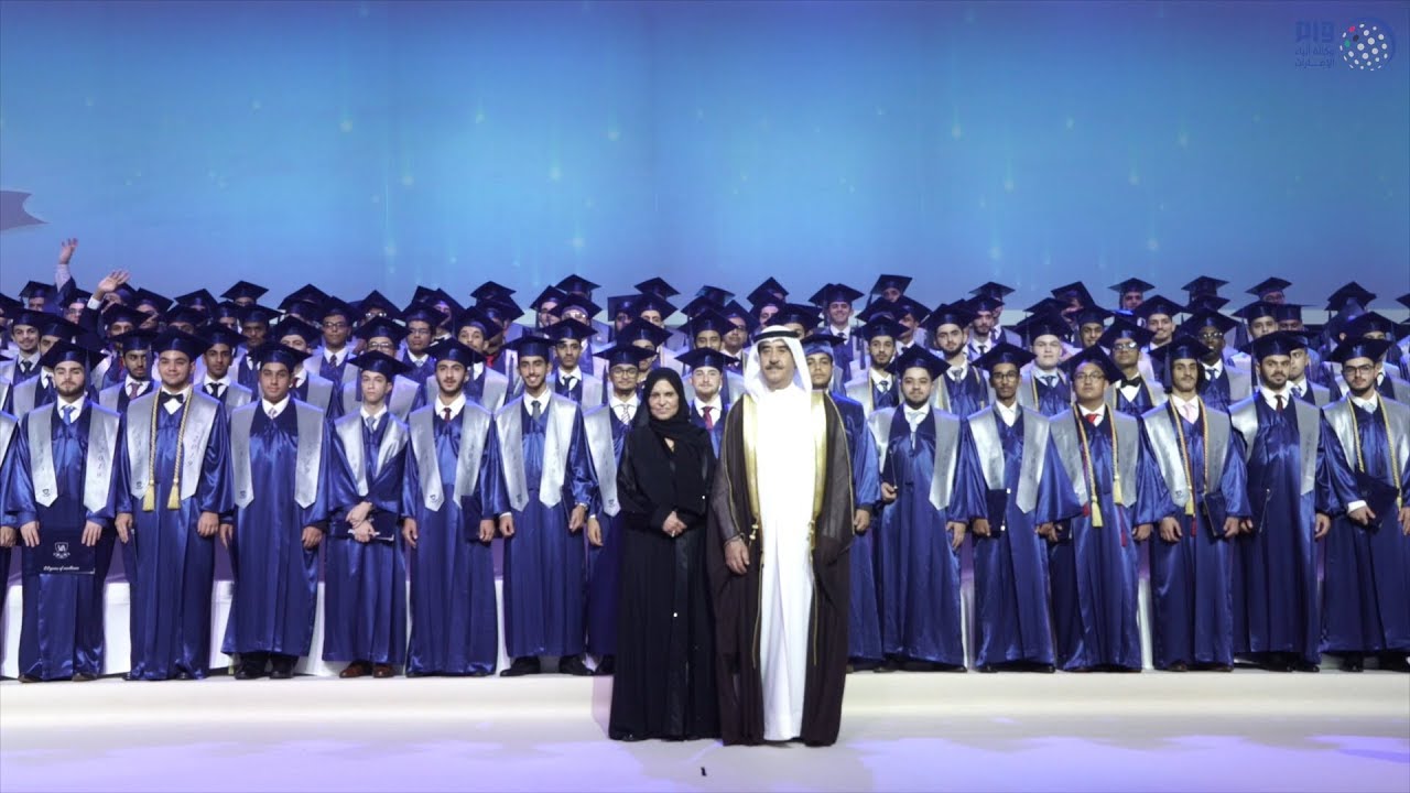 حاكم أم القيوين يشهد حفل تخرج طلبة مدارس الشارقة الأمريكية الدولية