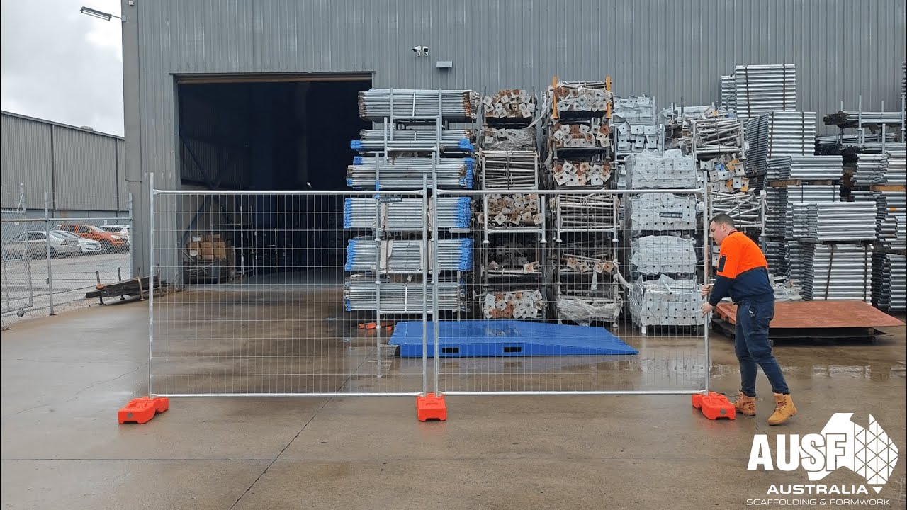 How to Erect Temporary Fencing Panels