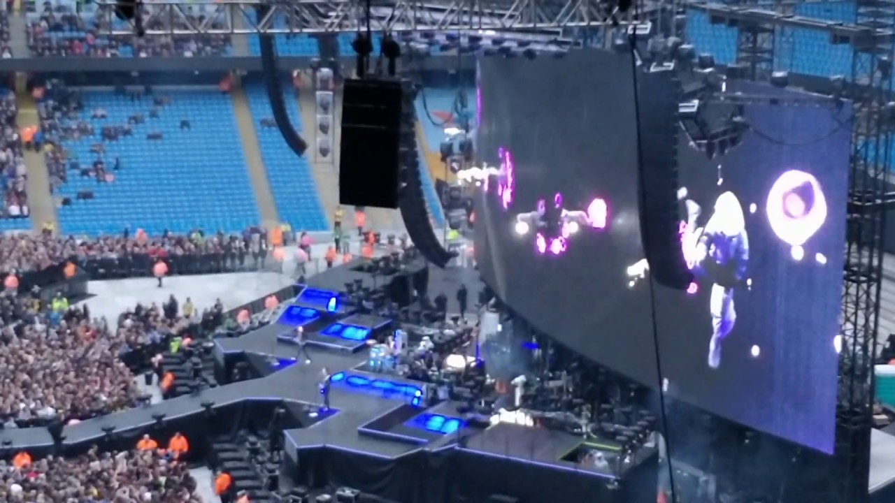 THIS IS MUSE IN MANCHESTER  YEAAA 15