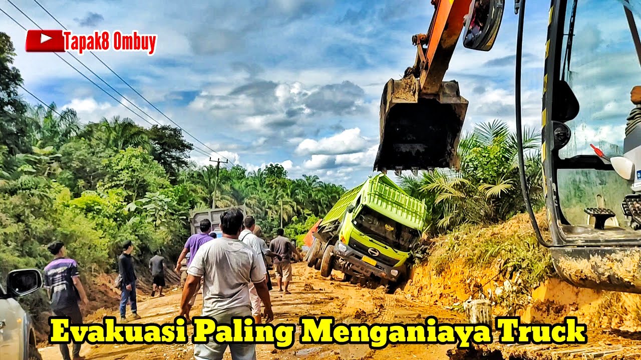 Evakuasi Paling Sial Lost Control Truck Mundur Menghantam Tebing Dan Mobil