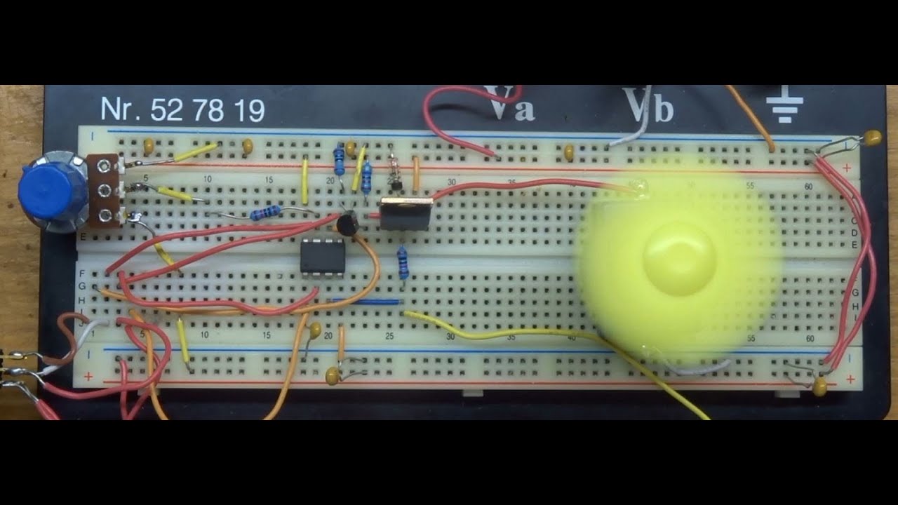 Speed regulation of a (brushed) DC motor without using a tachogenerator