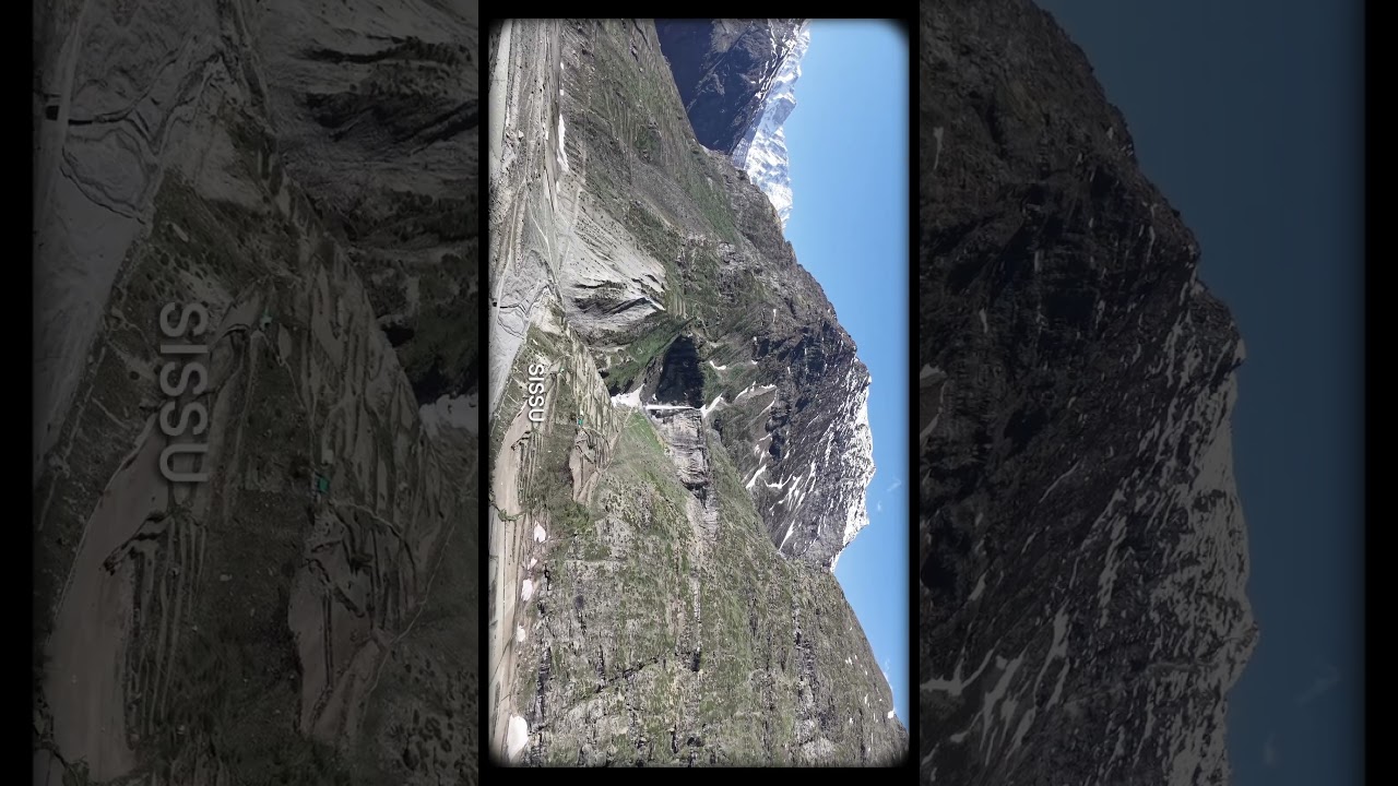 Solo Leh Ladakh 2025 - Manali to Shinkula - Conquering First Himalayan Pass RE Classic 350 #ladakh