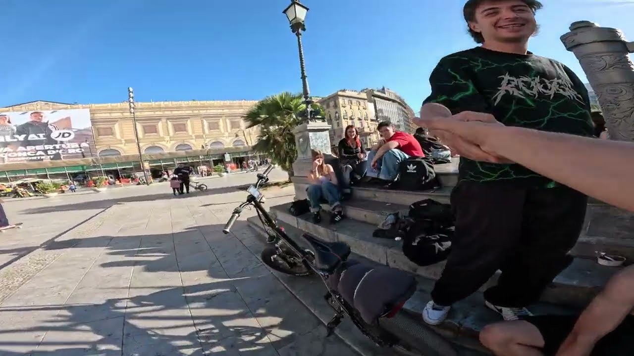 SKATEBOARDING A PALERMO IN 4K RAW: TOUR POV PIAZZA POLITEAMA