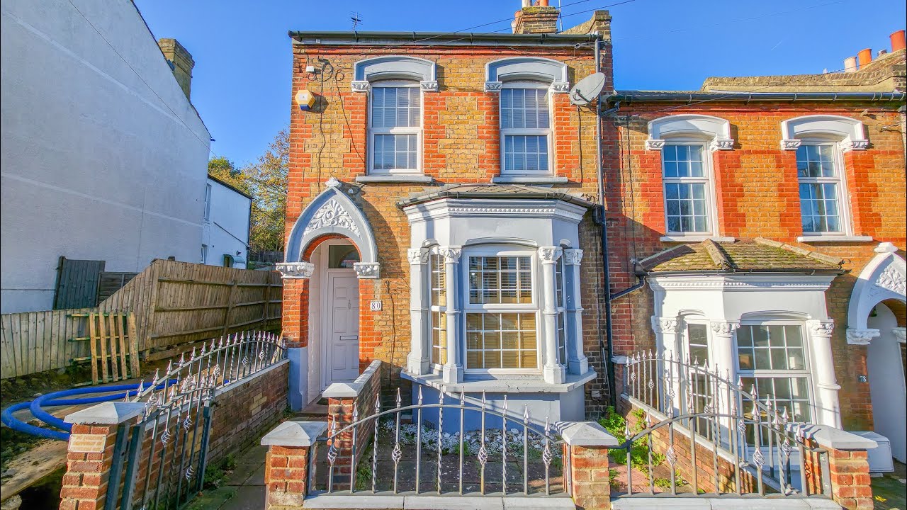 Purrett Road, Winns Common, SE18 1JP