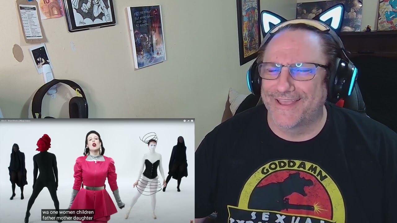 Allie X   Weird World Reaction