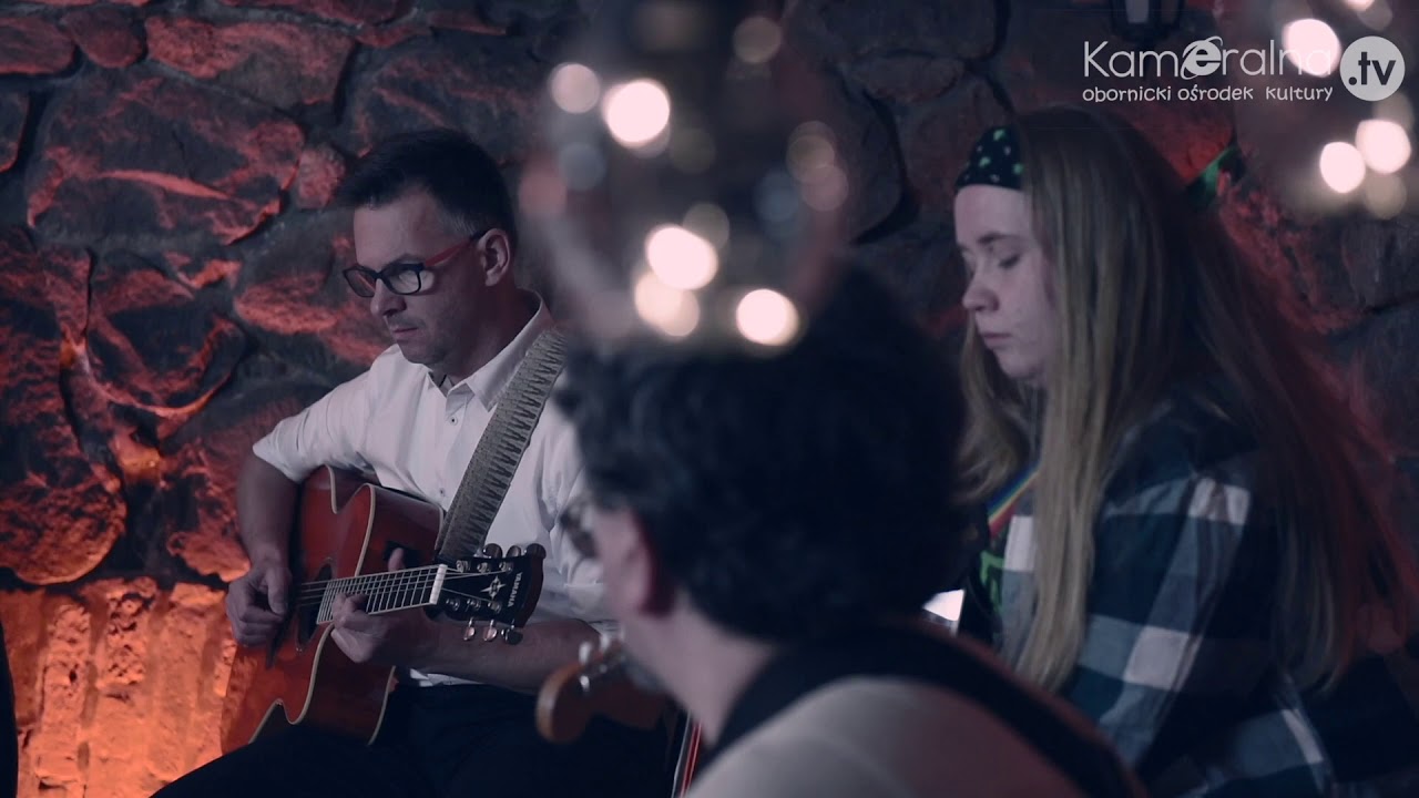 STASZEK BAND: ŻAGLE TUŻ NAD ZIEMIĄ