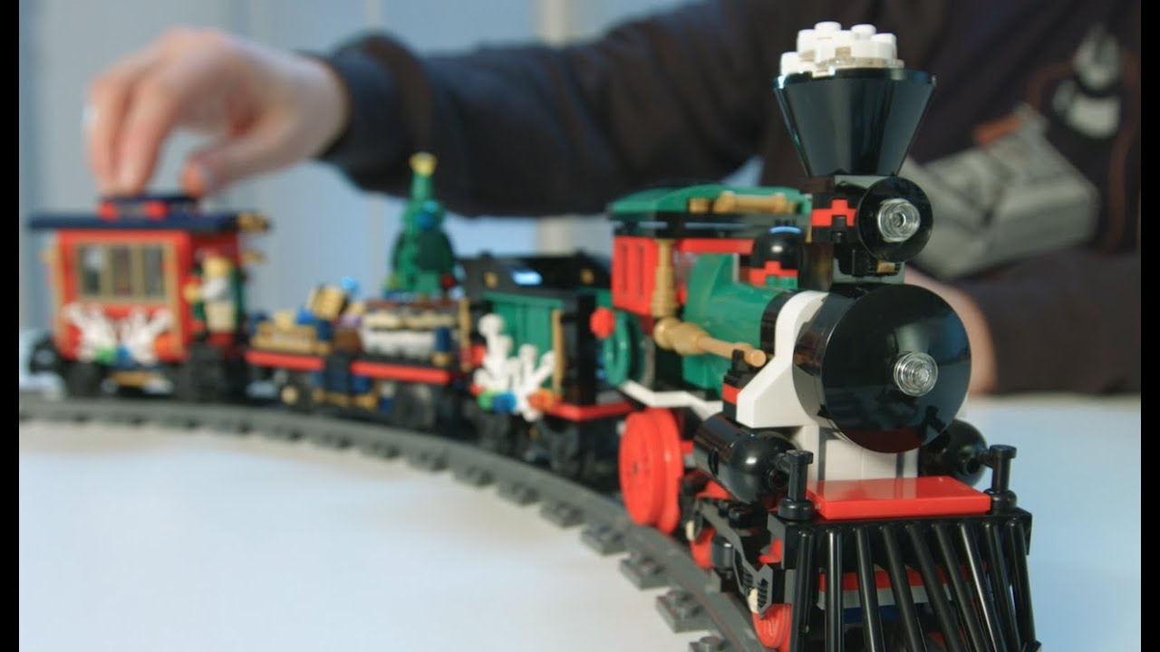 Holiday Train - LEGO Creator Expert - 10254 - Designer Video