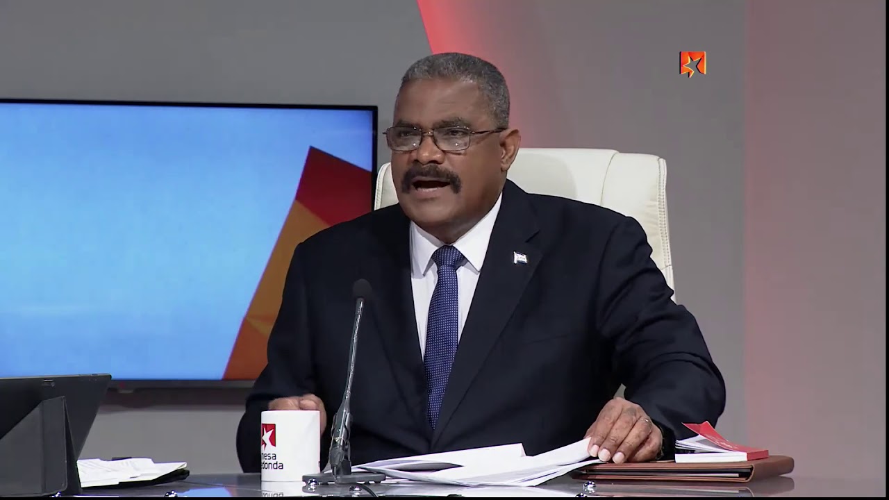 Rub&eacute;n Remigio Ferro: Atenci&oacute;n a las reclamaciones del pueblo