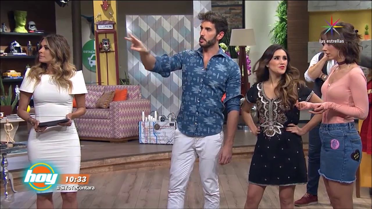 Dulce María y Natalia Téllez en Programa Hoy.