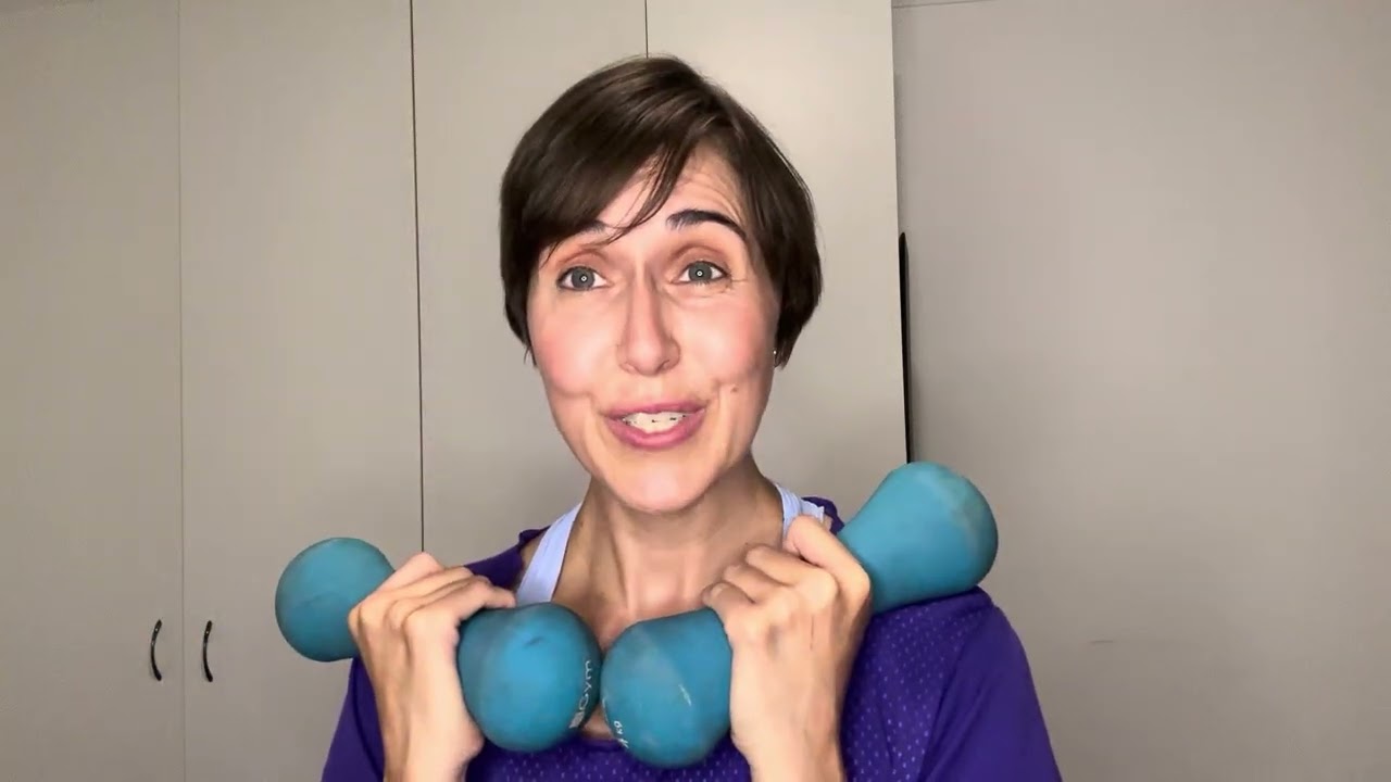 Day 3: What is strength training? #women #move #40daychallenge #strengthtraining 