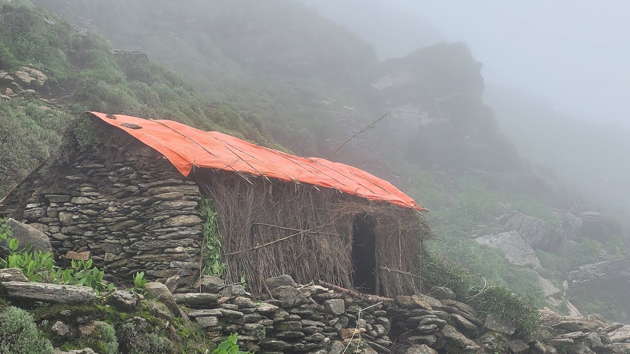 The Surviving Life In Nepali Mountain Village During Heavy Rainy Time || Rural Completion Video ||