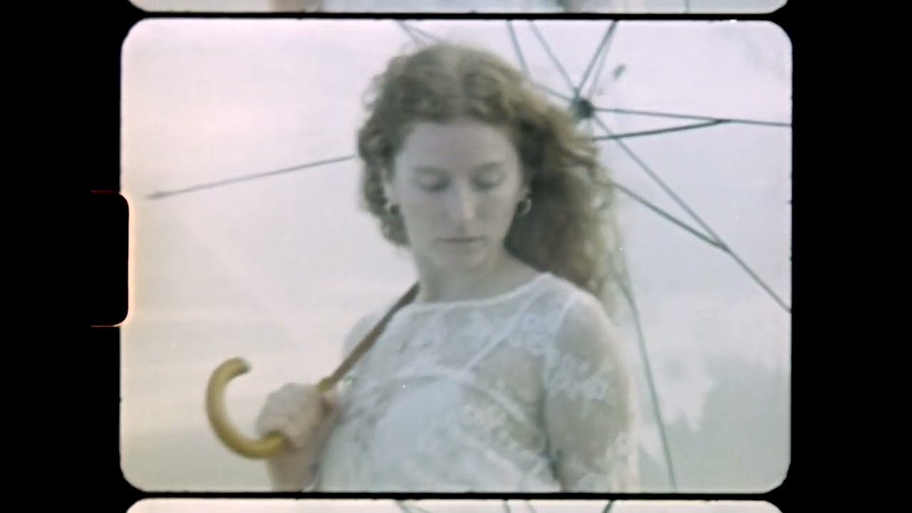 Kyra - Canon 518 Auto Zoom | Kodak Vision3 50D