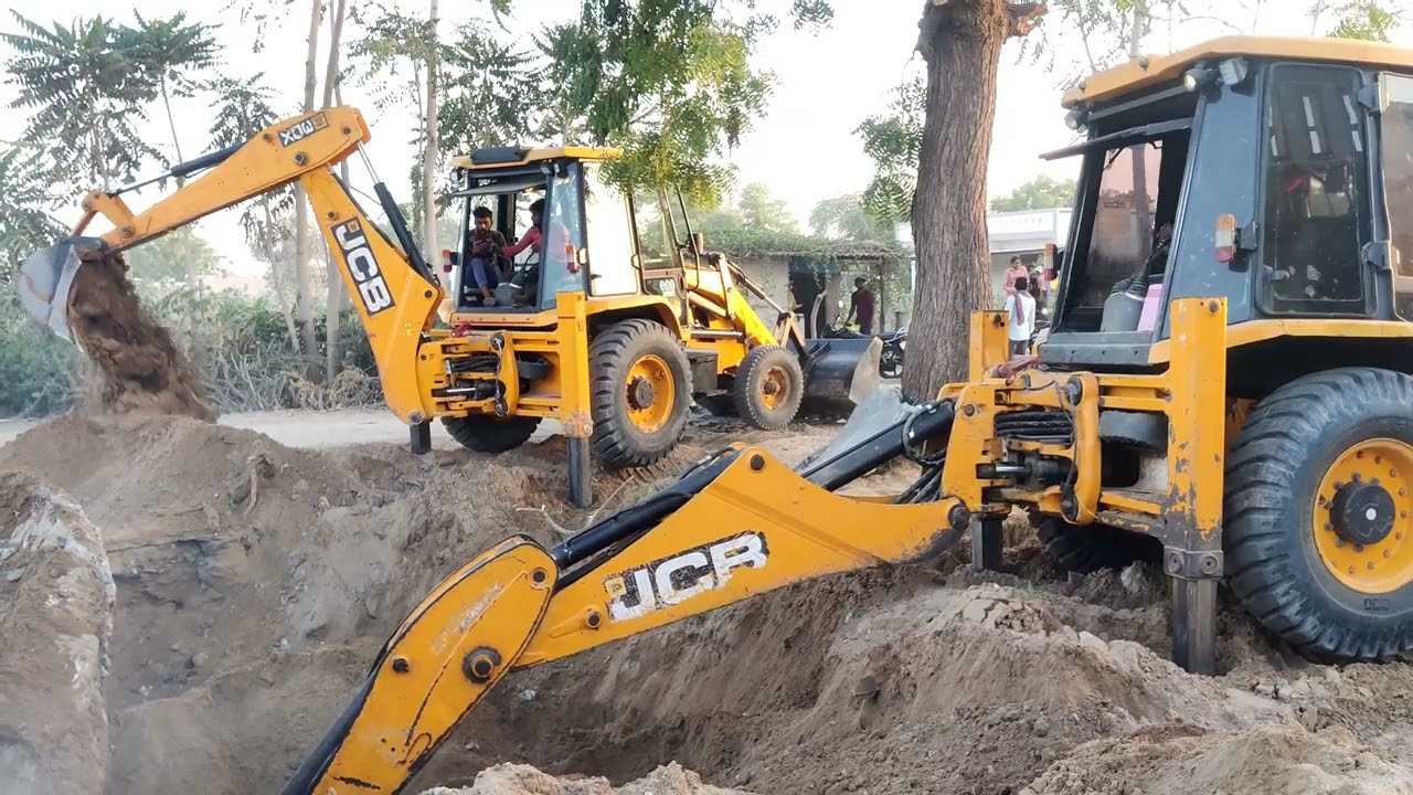 ##jcb #jcbmachine #ek tnki ko girane ke liye 2 jcb bulana pada ## 2 जेसीबी से टंकी को गिराया ##