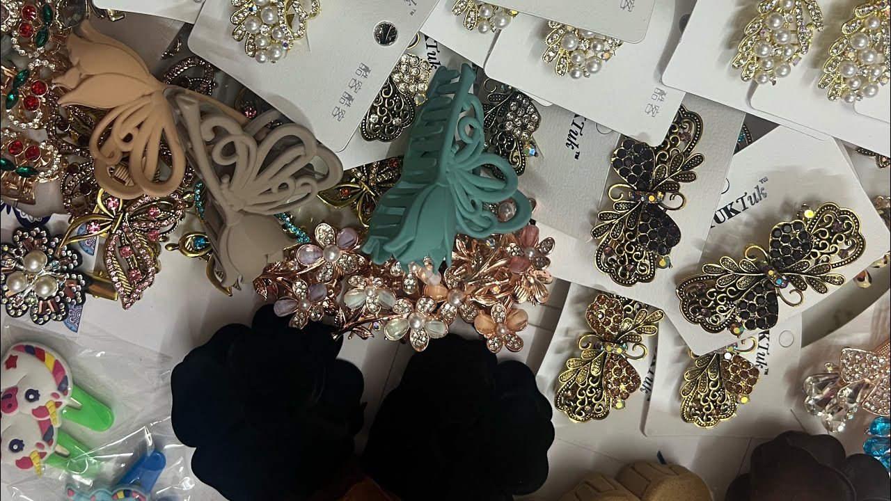 New design clips collection available spot booking guys 🥳🥳👉🏼 9176585798