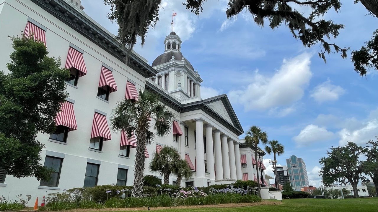 Florida’s forgotten coast,  Apalachicola, Tallahassee, Crystal River S02 E26