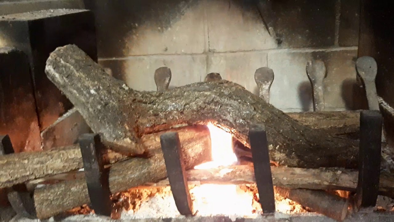 fai da te: come accendere il fuoco nel caminetto