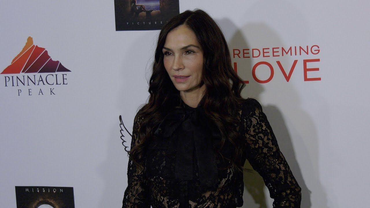 Famke Janssen 