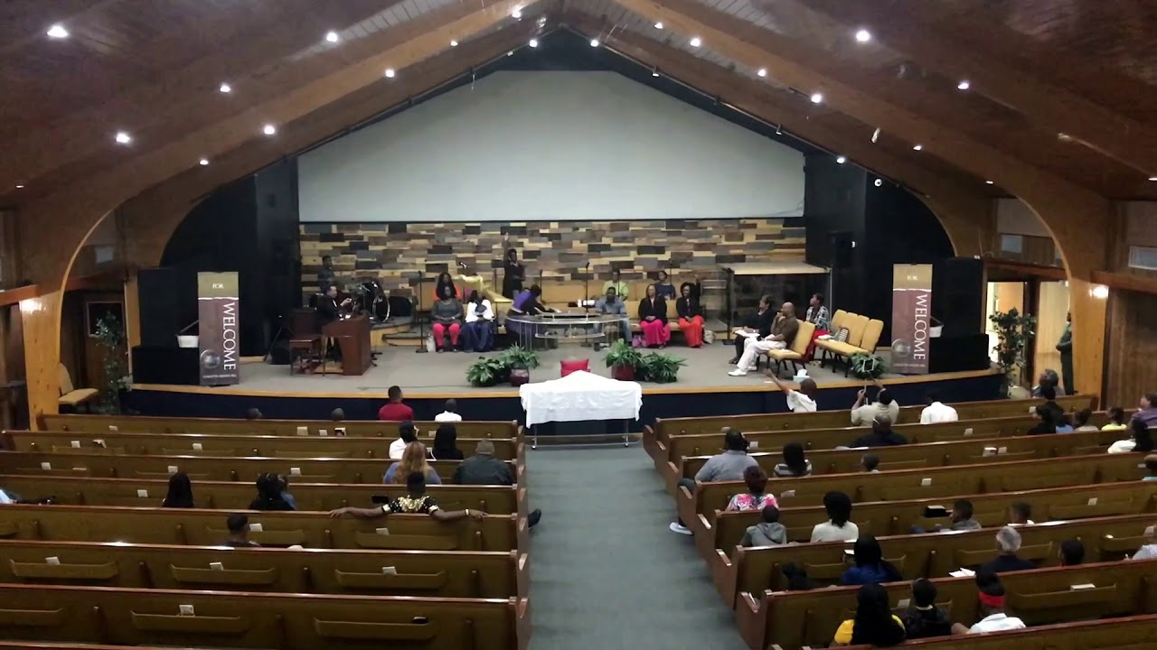 Jasmine Wallace: Glory To The Lamb