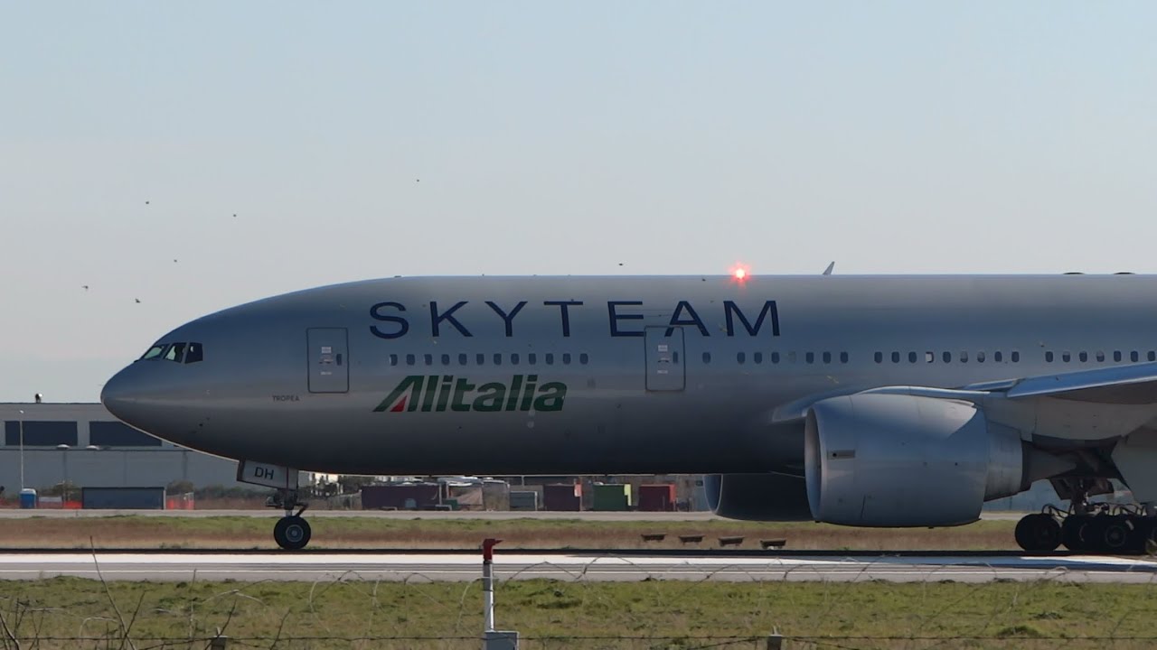 Plane Spotting at Rome Fiumicino Airport - Febbruary 14 2013