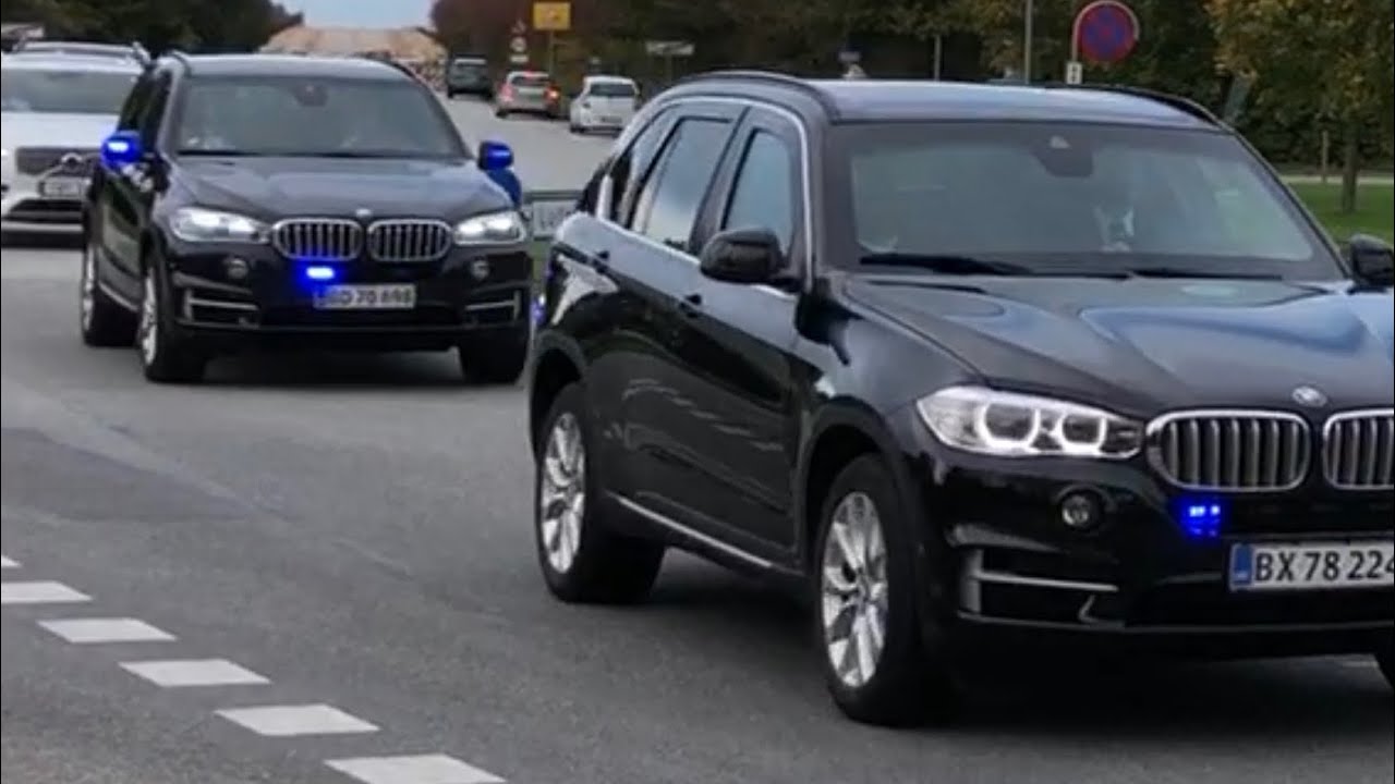 Police escort BARACK OBAMA in Denmark - 12 police bikes and undercover policecars
