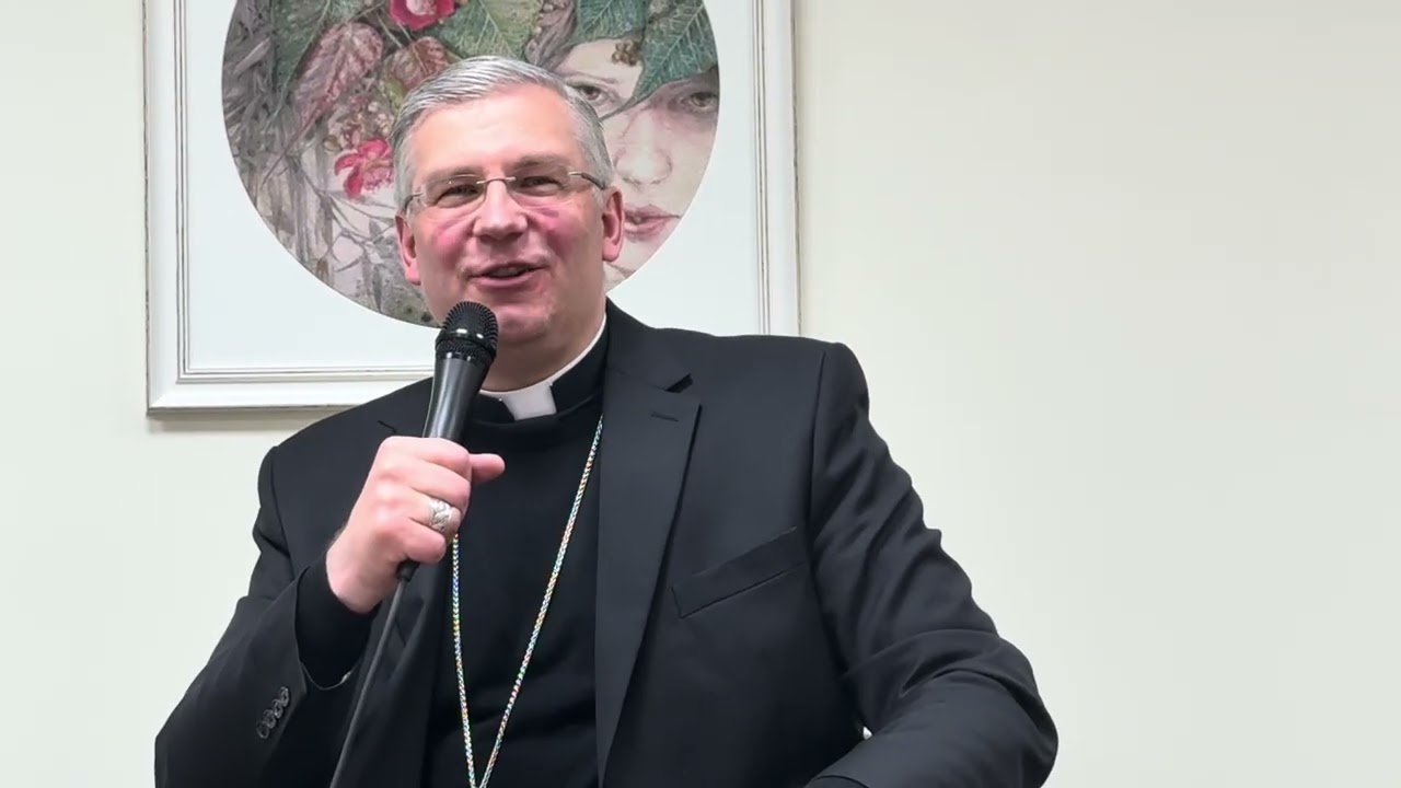 Arkivyskupas Kęstutis Kėvalas. Apie akordeoną.