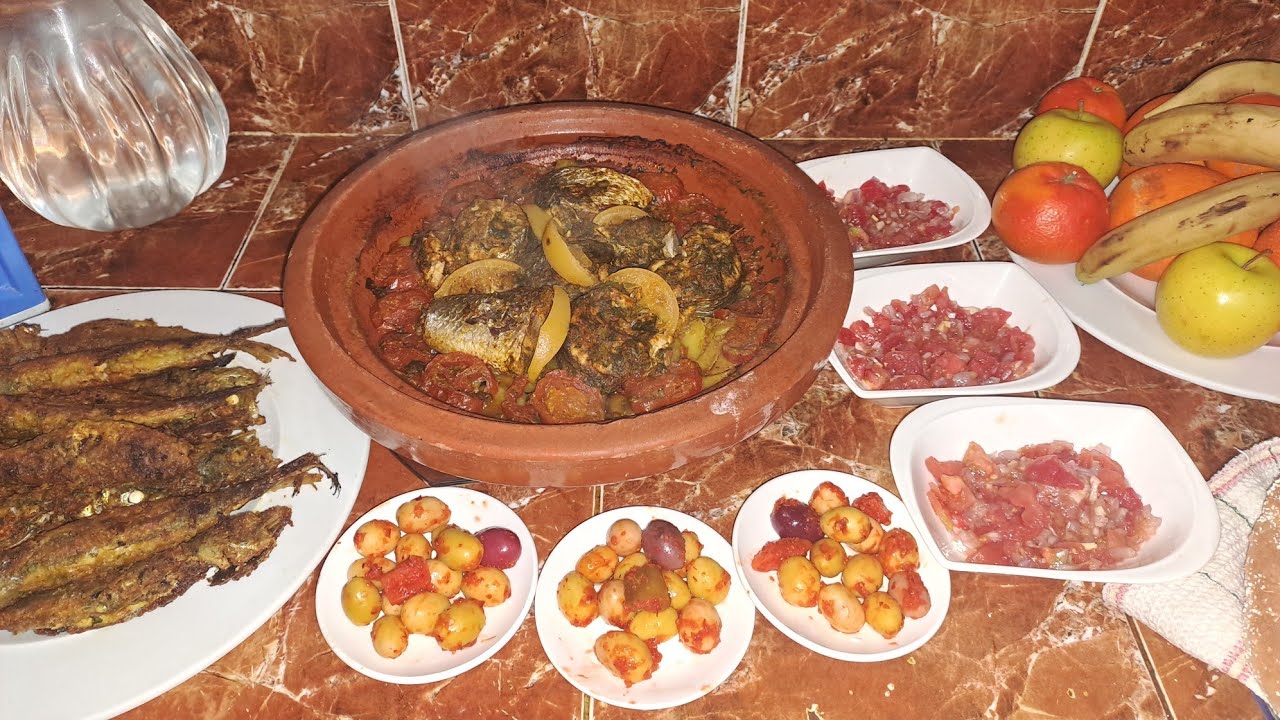 طجين بالحوت مخضار بطاطة ومرافق مع الشران  طارق سهلا ولذيذة إقتصادية متشبعوش منها يسلام