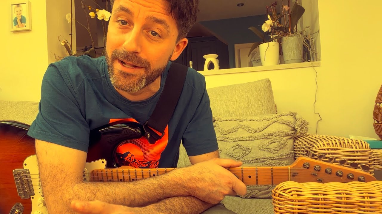How to play The Universal by blur guitar tutorial