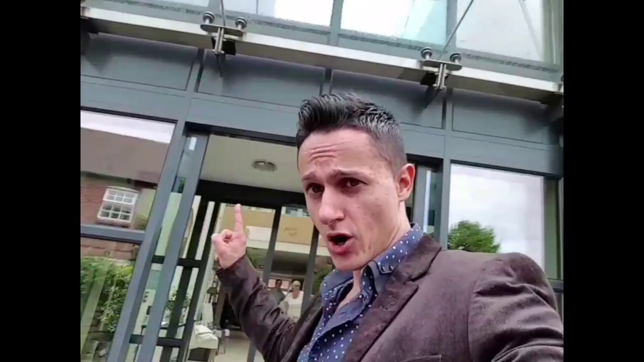 GEORGE BAKER CHATS TO RACINGBLOGGER AT OAKSEY HOUSE