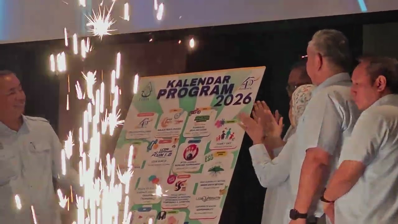 Menyaksikan Pelancaran Ulang Tahun ke-45 LCDA di Pullman Hotel