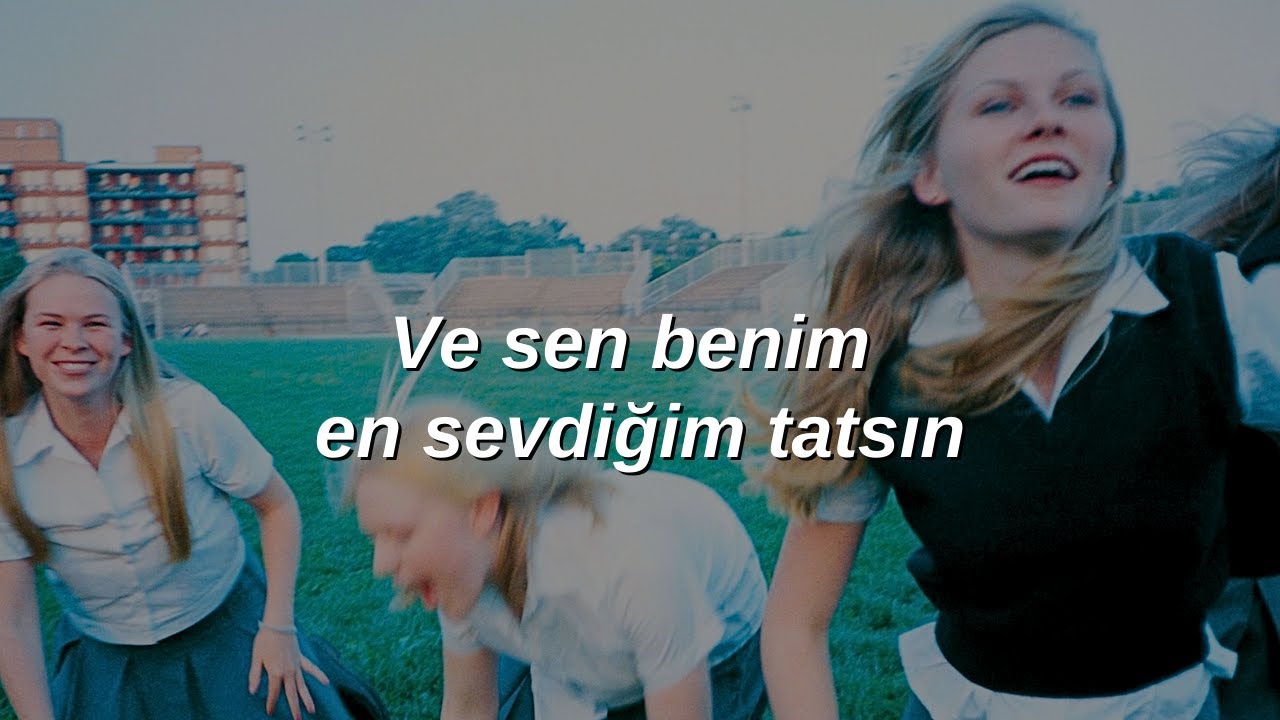 Air - Playground Love (Türkçe Çeviri)