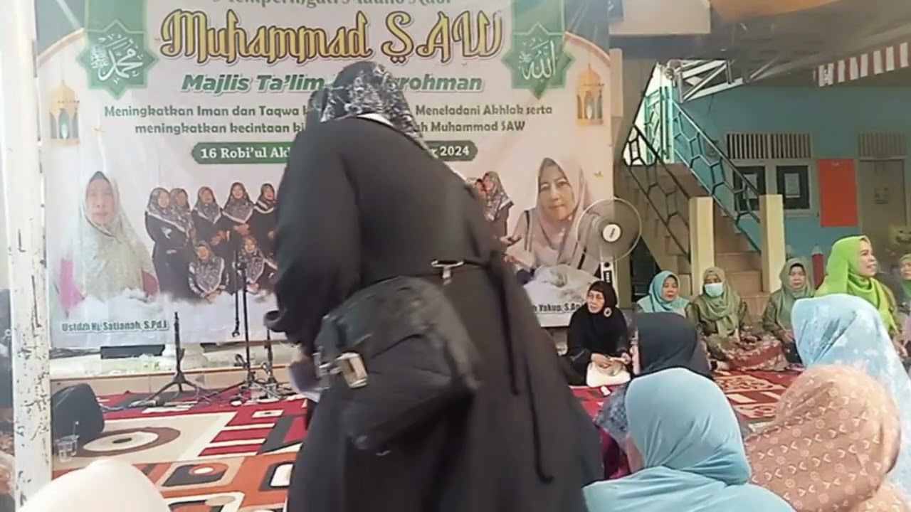 MEMPERINGATI MAULID NABI MUHAMMAD SAW MT BAITURROHMAN   RATPQ ASSATIANIYAH 3024