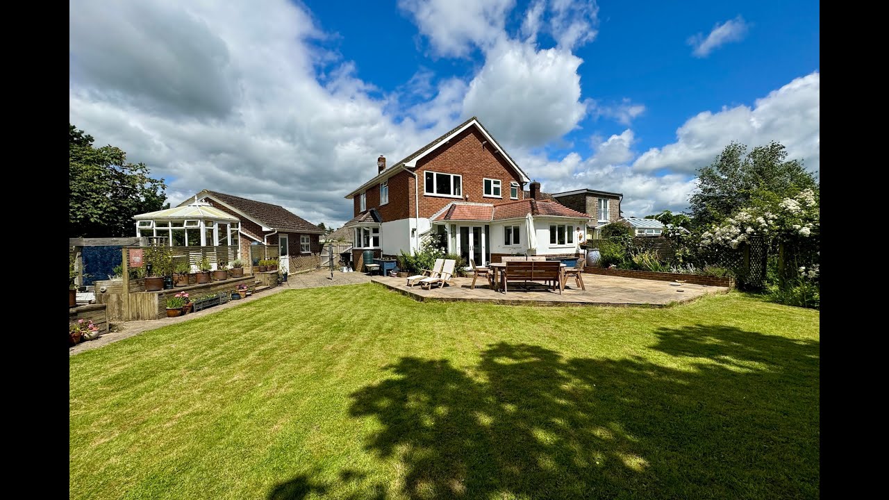 Move Sussex Property Tours - Gainsborough Lane, Polegate