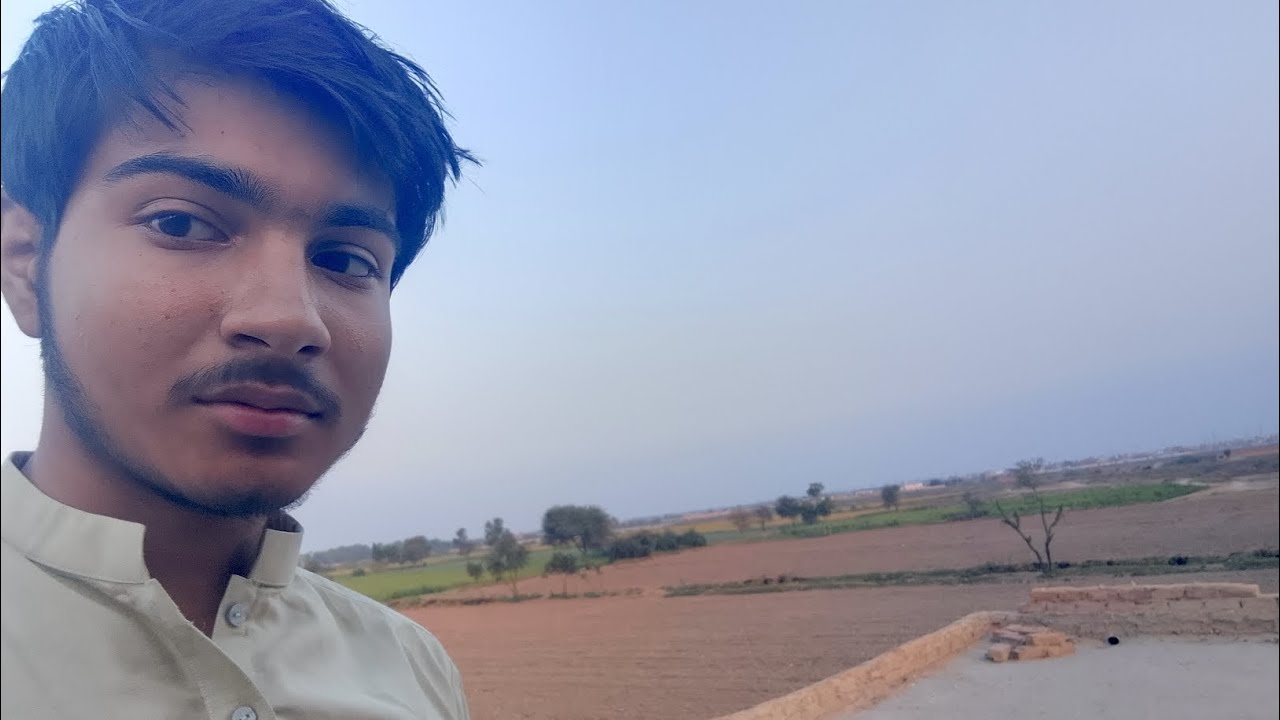 Hamare ghar ki deewar ko kya hua