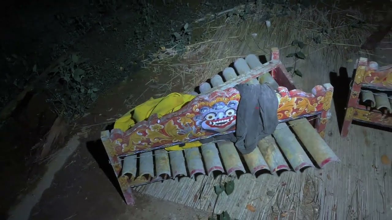 Bag.1 | Rumah Kalimantan - Review Malam Peninggalan kuno ! Bali 