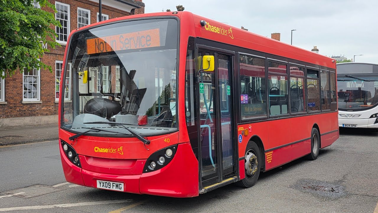 Chaserider ADL Dart SLF 8.9m/Alexander Dennis Enviro 200 40/YX09FMG - Route 826