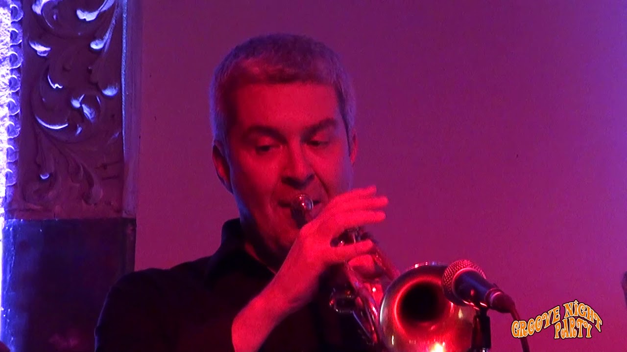 Gabriele Morcavallo @ Groove Night Party  performing Phil Collins' Easy Lover