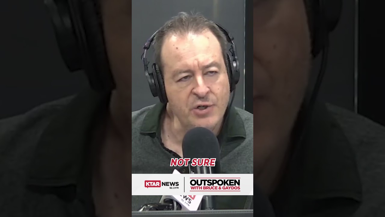 Должен ли Крис Мэйес уйти в отставку с поста генерального прокурора Аризоны?