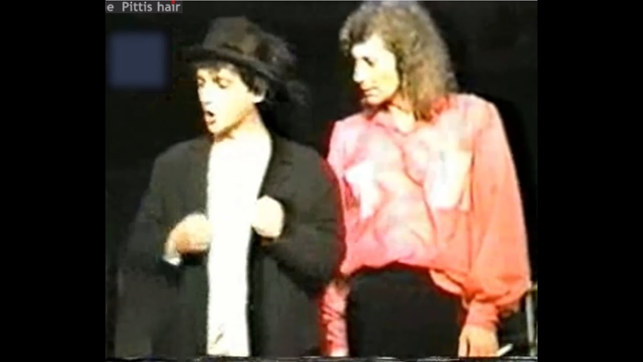 Florian Pittis in CAINELE GRADINARULUI cu echipa Teatrului LS Bulandra - 1988