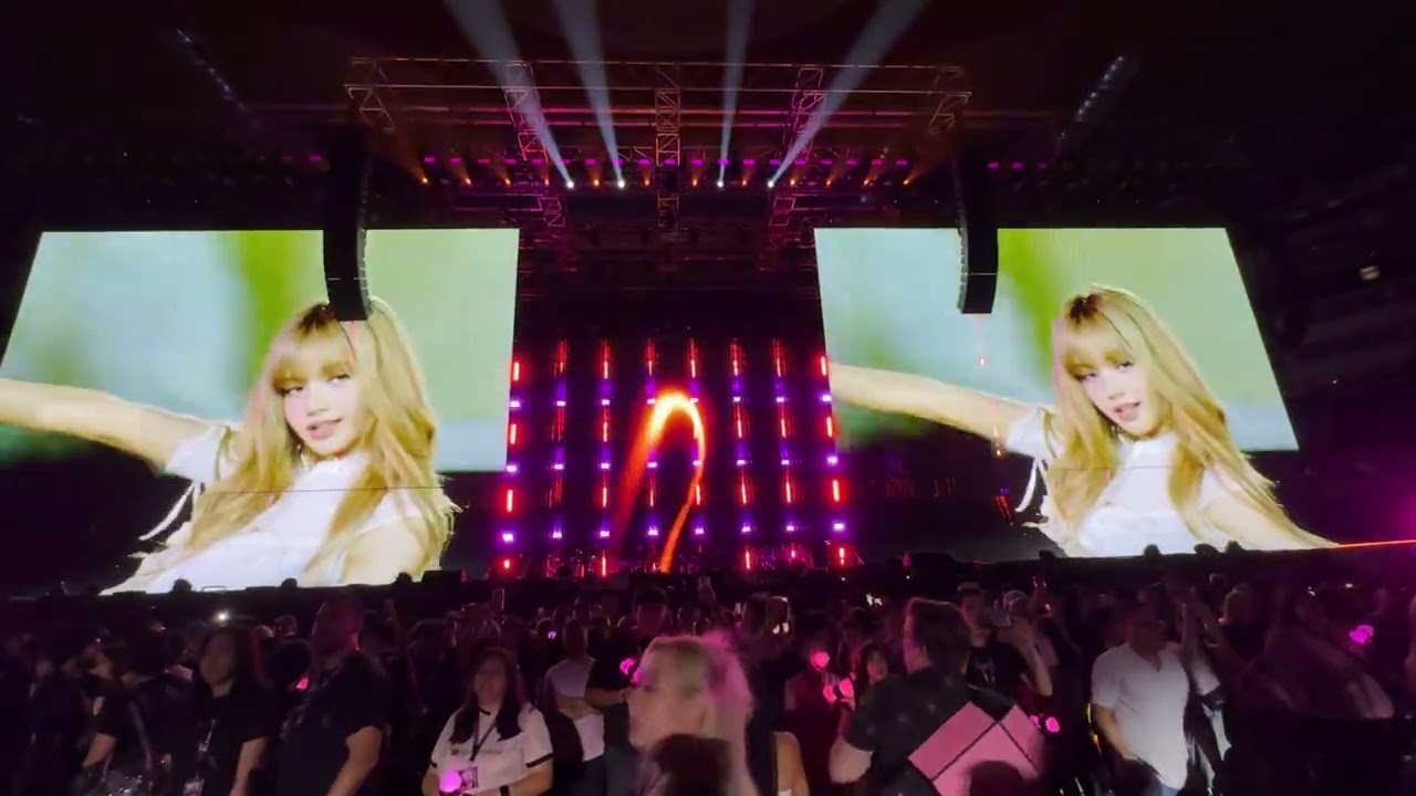 Whistle - BLACKPINK - LA SOFI Stadium - July 12, 2025