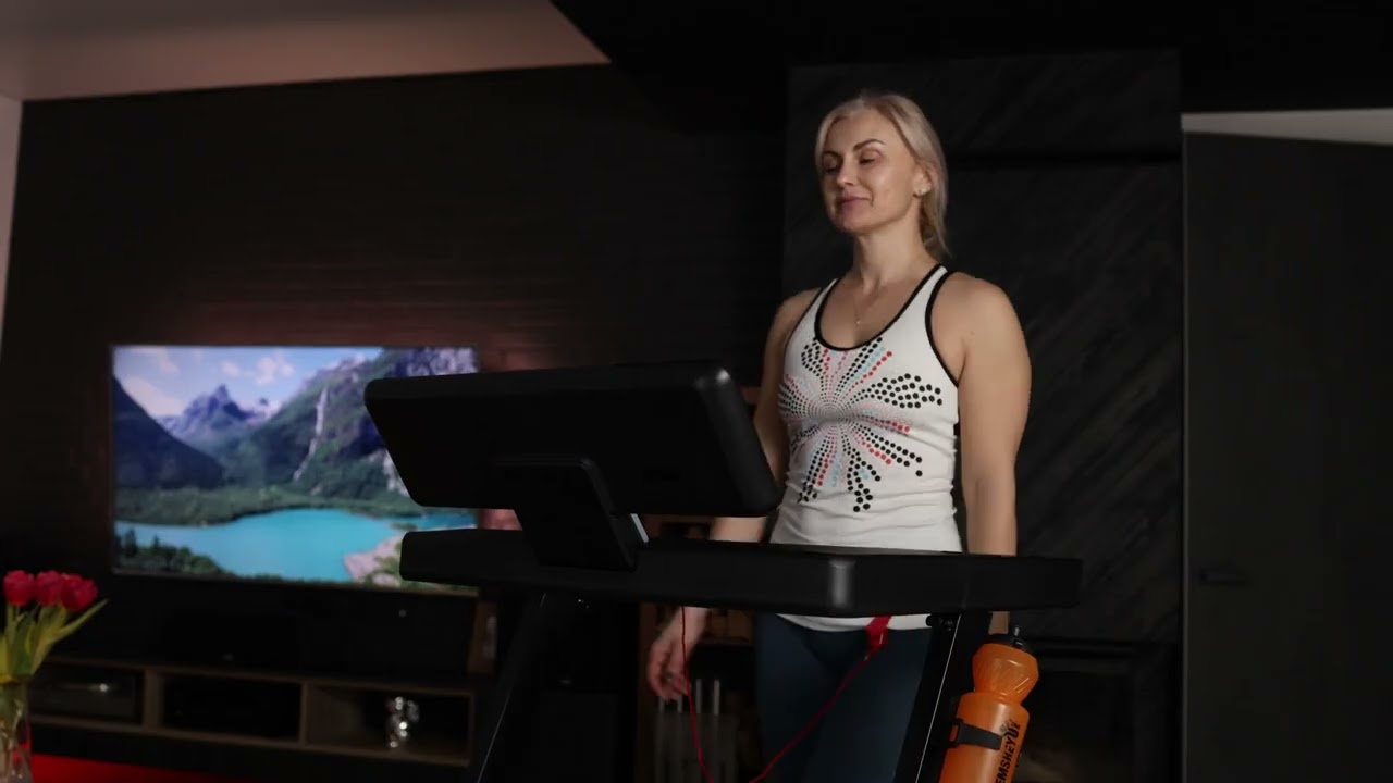 Бігова доріжка FitLogic T720