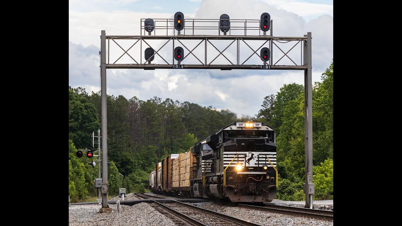 Moving Freight on a Holiday: Norfolk Southern Atlanta North End